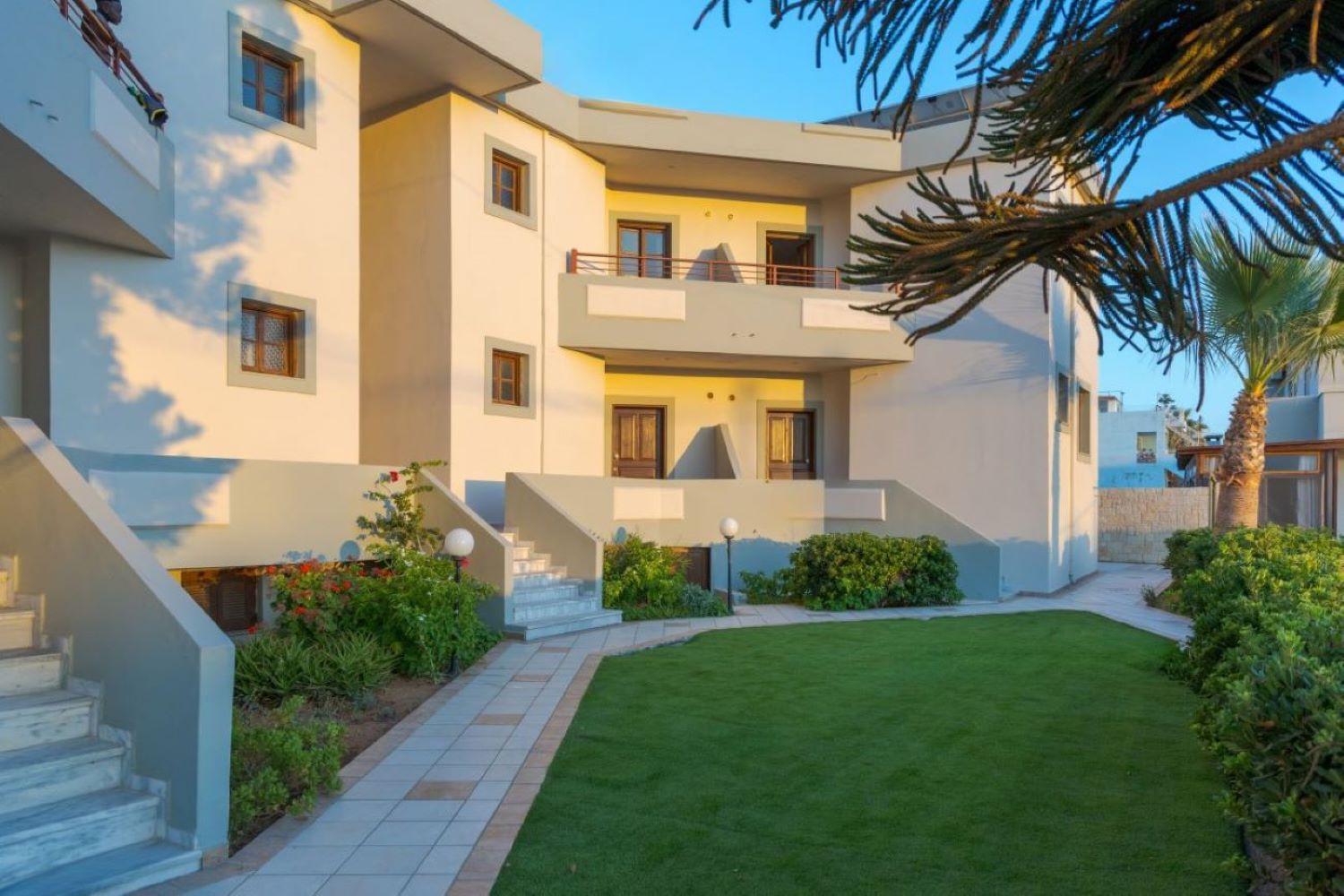 John Mary Apartments By Estia Gouves Exterior foto